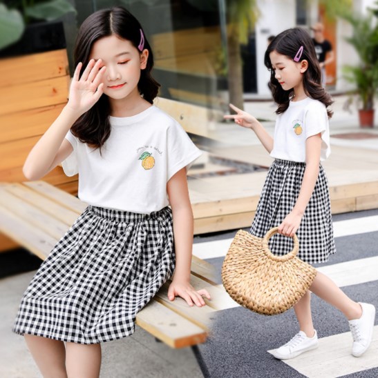 2019夏服新作韓国子供服　女の子　チェック柄　上下セット