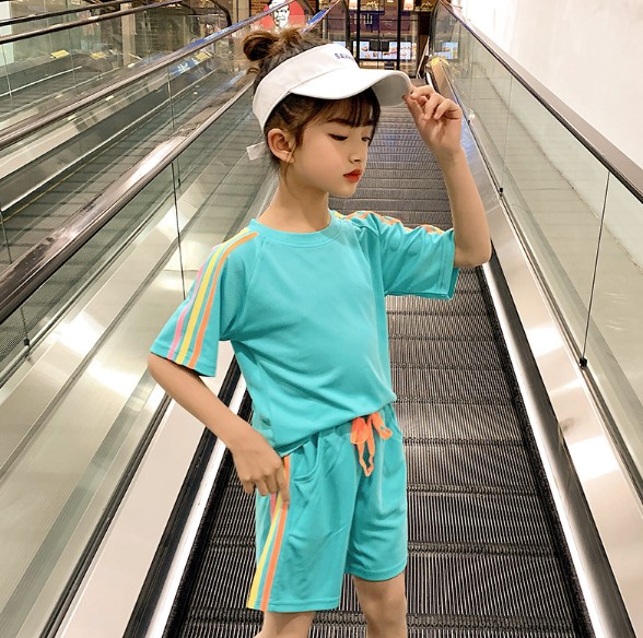 2020夏服新作韓国子供服　女の子　ボーダー　上下セット