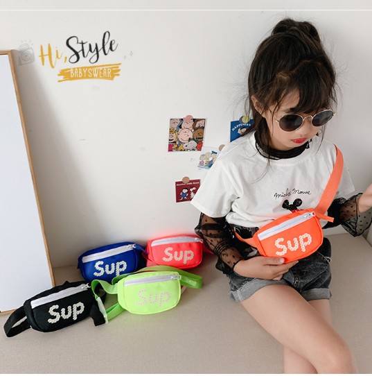 2020夏物新作　女の子  SUP柄　バッグ