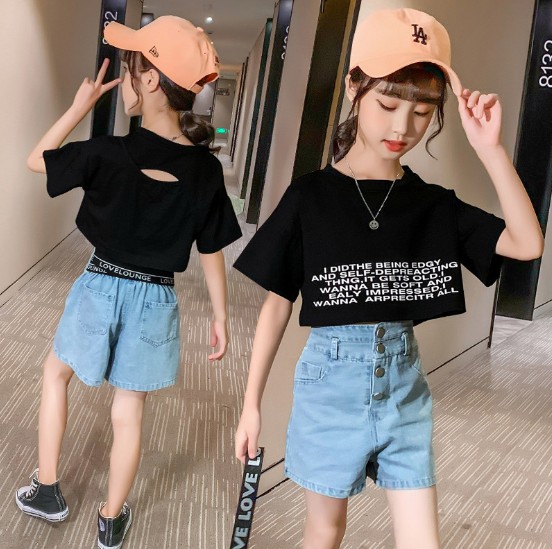 2020夏服新作韓国子供服　女の子　英文字柄　上下セット