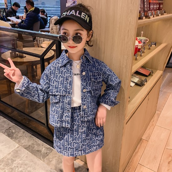 2021春服新作韓国子供服　女の子　デニム　上下セット