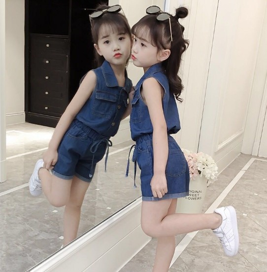 2021夏服新作韓国子供服　女の子　デニム生地　上下セット