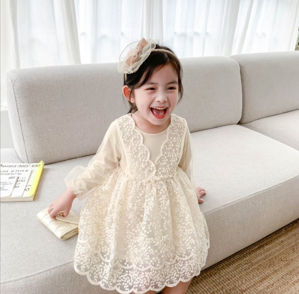 2022春服新作韓国子供服　女の子　レース　ワンピース