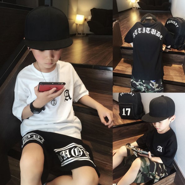 2022夏服新作韓国子供服　男の子　人気　半袖Ｔシャツ