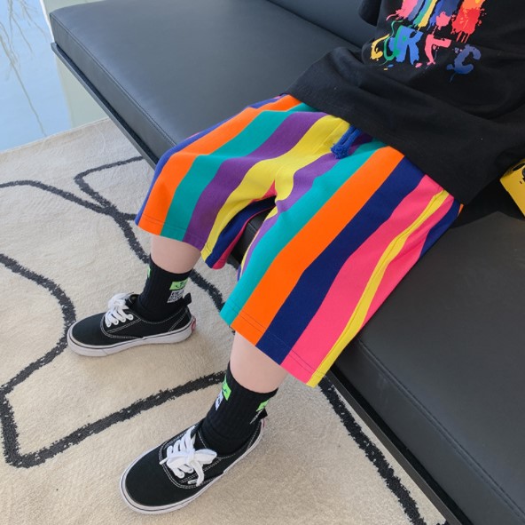 2022夏服新作韓国子供服　男の子　ボーダー　5分丈パンツ