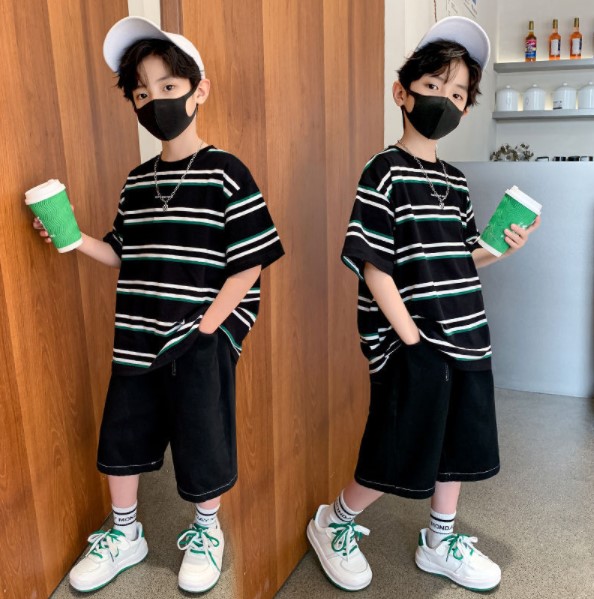 2022夏服新作韓国子供服　男の子　ボーダー　上下セット