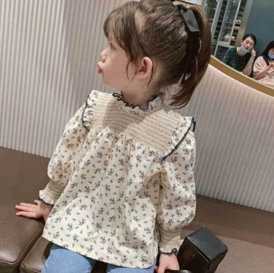 2022秋服新作韓国子供服　女の子　花柄　シャツ
