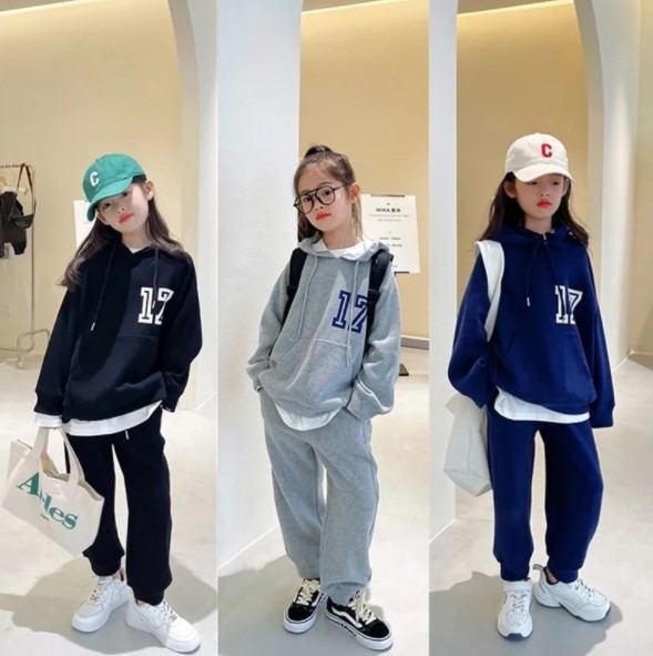 2022秋服新作韓国子供服　女の子　3色　上下セット