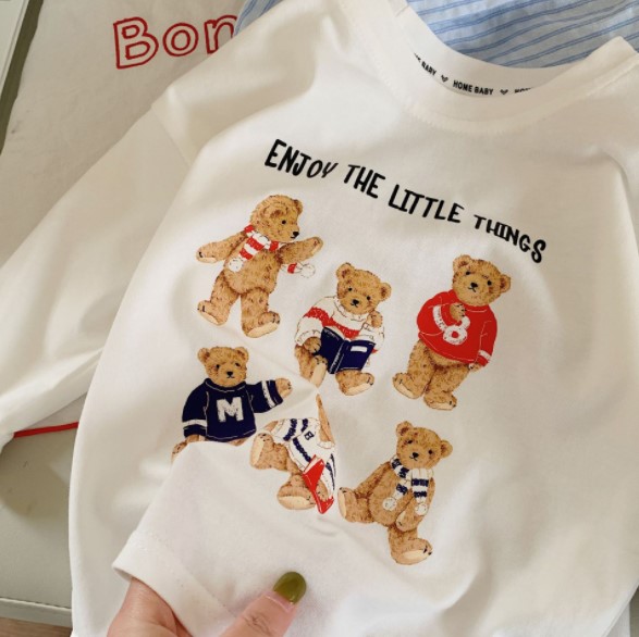 2023春服新作韓国子供服　男の子　くまちゃん柄　長袖Ｔシャツ