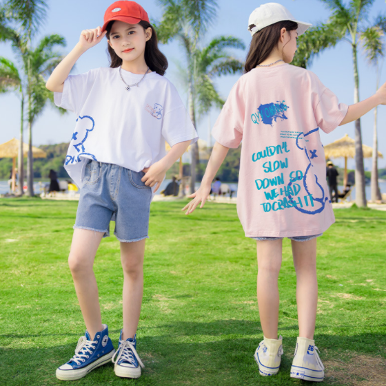 2023夏服新作韓国子供服　女の子　くまちゃん柄　半袖Ｔシャツ