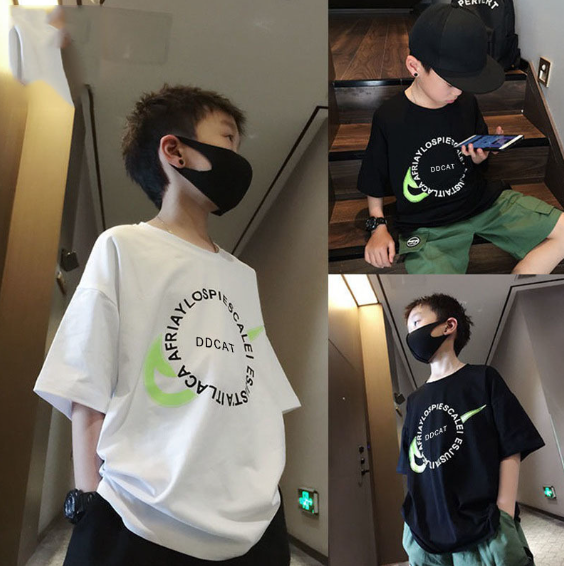2023夏服新作韓国子供服　男の子　人気柄　半袖Tシャツ