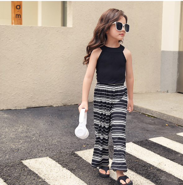 2023夏服新作韓国子供服　女の子　ボーダー　上下セット