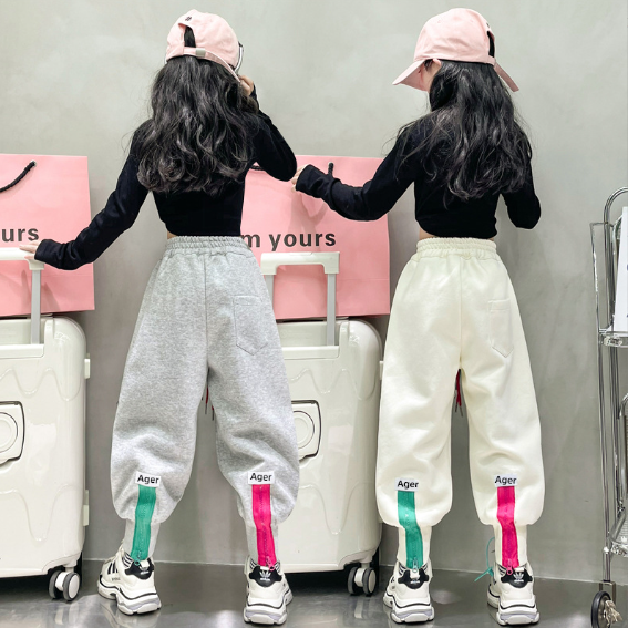 2023秋服新作韓国子供服　女の子  3色パンツ