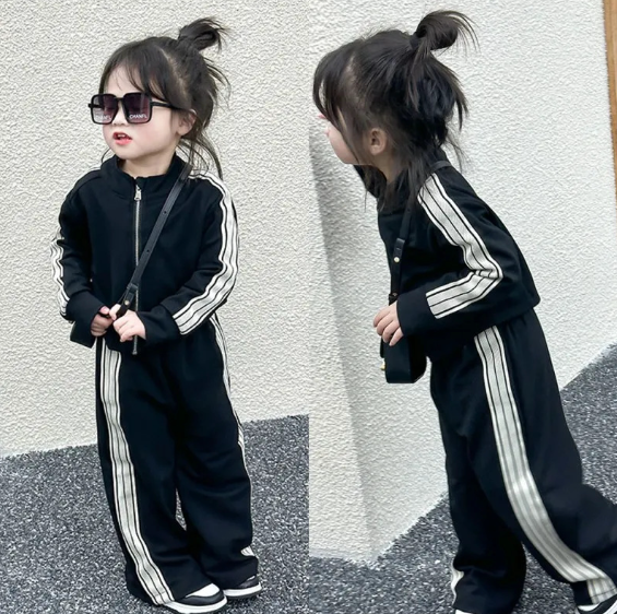 2023秋服新作韓国子供服　女の子　ボーダー　上下セット