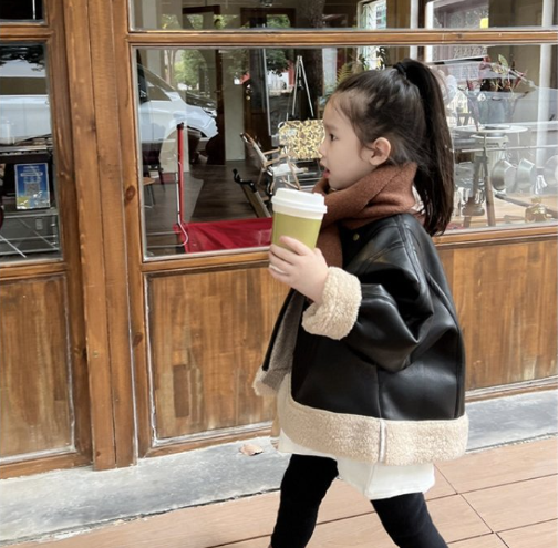 2023冬服新作韓国子供服　女の子　PU　コート