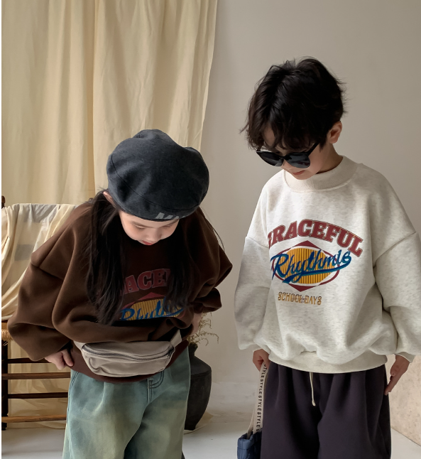 2023冬服新作韓国子供服  英字ロゴ　トレーナー