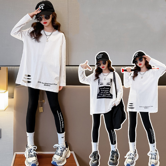 2023春服新作韓国子供服　女の子　英字ロゴ　長袖tシャツ