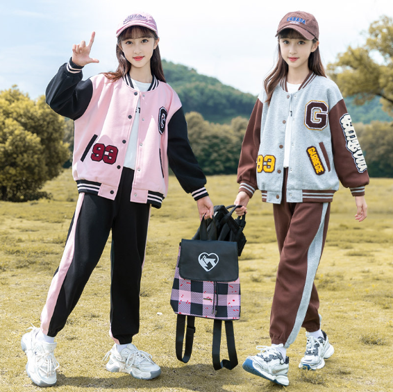 2024春服新作韓国子供服　女の子　G柄上下セット