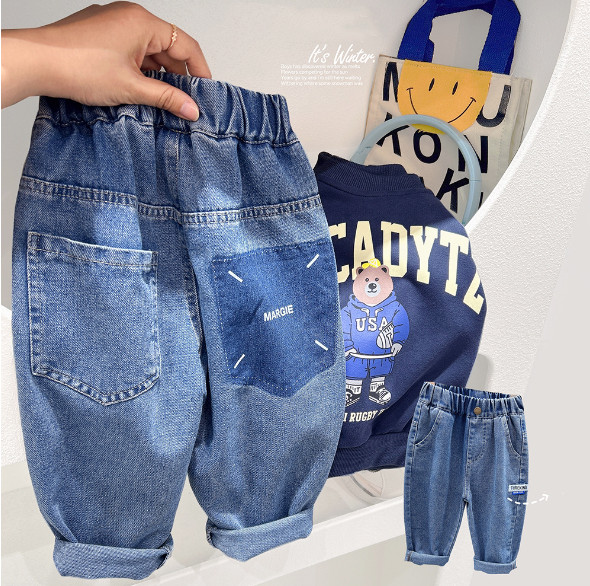 2024春服新作韓国子供服　男の子　デニムパンツ