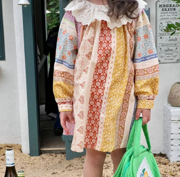 2024春服新作韓国子供服　女の子　花柄　ワンピース