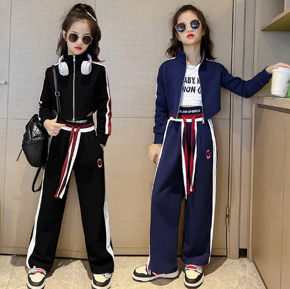 2024春服新作韓国子供服　女の子　英字ロゴ　上下セット