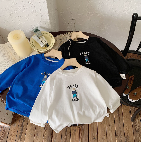 2024春服新作韓国子供服　男の子　くまちゃん柄　長袖Ｔシャツ