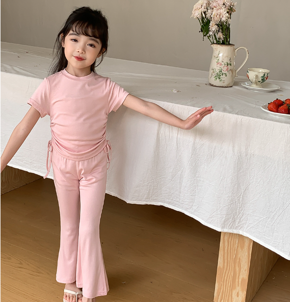 2024夏服新作韓国子供服　女の子　無地　上下セット