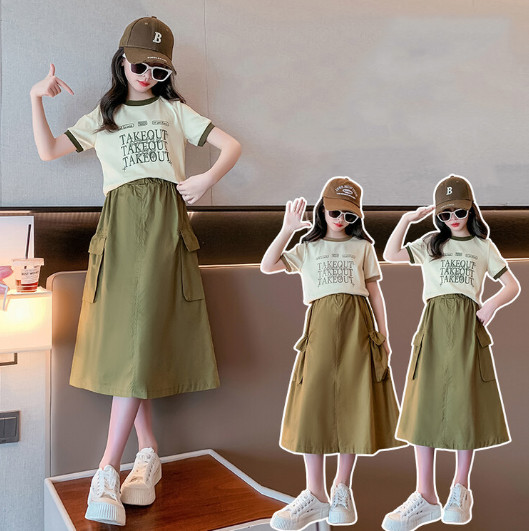 2024夏服新作韓国子供服　女の子　英字ロゴ　上下セット
