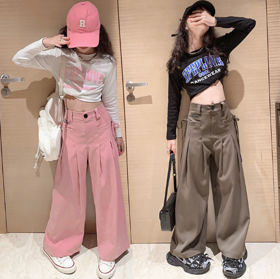 2024春服新作韓国子供服　女の子　英字ロゴ　長袖ｔシャツ