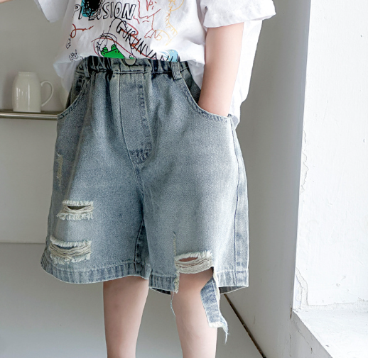 2024夏服新作韓国子供服　男の子　5分丈デニムパンツ