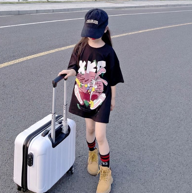 2024夏服新作韓国子供服　女の子　ウサギ柄　半袖ｔシャツ