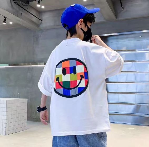 2024夏服新作韓国子供服　Smile柄　半袖Ｔシャツ