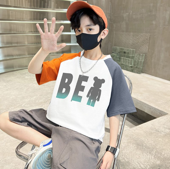 2024夏服新作韓国子供服　くまちゃん柄　半袖ｔシャツ