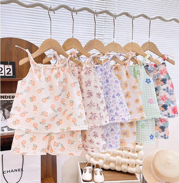 2024夏服新作韓国子供服　女の子　花柄　上下セット