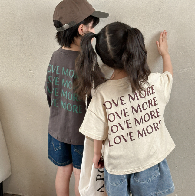 2025夏服新作韓国子供服　LOVE柄　半袖ｔシャツ