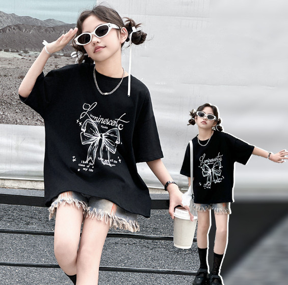 2025夏服新作韓国子供服　女の子　リボン柄ｔシャツ