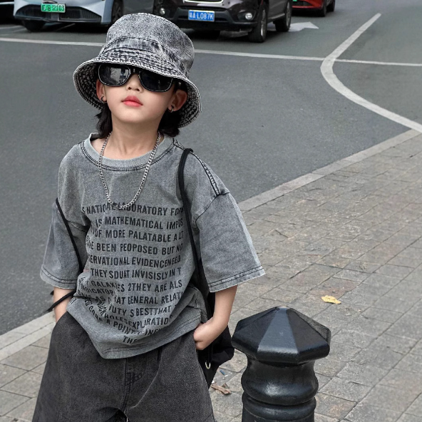 2025夏服新作韓国子供服　英字ロゴ　半袖ｔシャツ