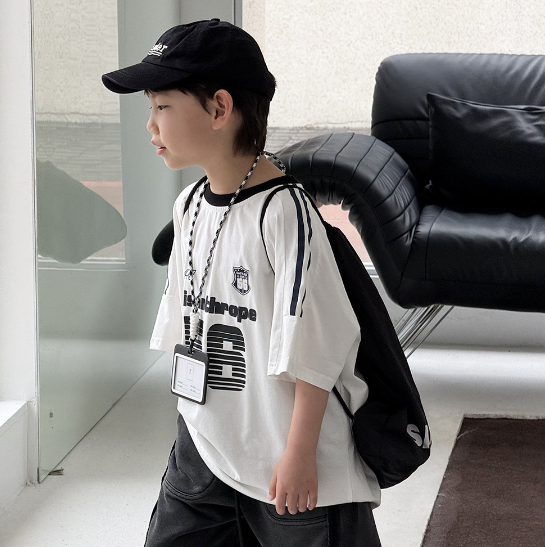 2025夏服新作韓国子供服　英字ロゴ　半袖ｔシャツ