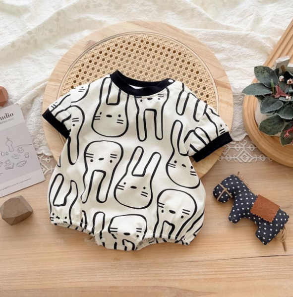 2025夏服新作ベビー服　うさぎ柄　ロンパース