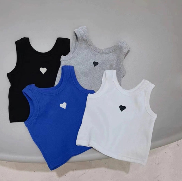 2025夏服新作韓国子供服　女の子　4色　タンクトップ