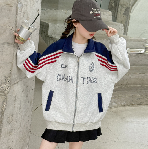 2025秋服新作韓国子供服　女の子　野球服