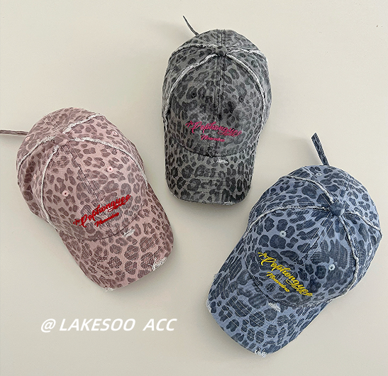 2025秋服新作子供帽子　豹柄　 ハンチング