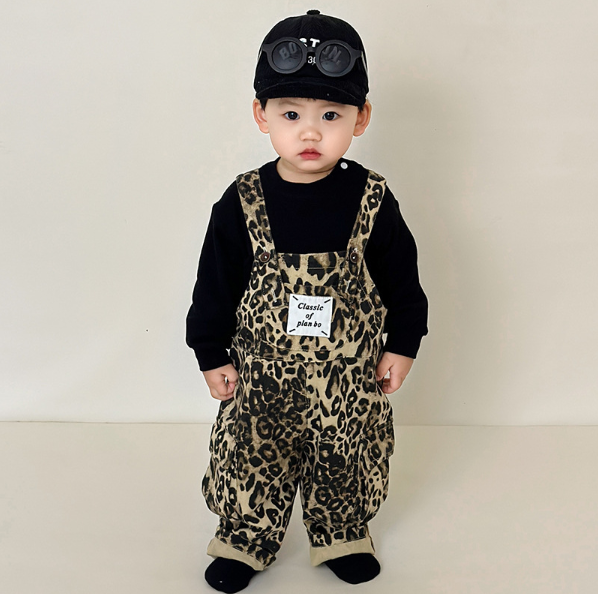 2025秋服新作韓国ベビー服　豹柄　2点セット