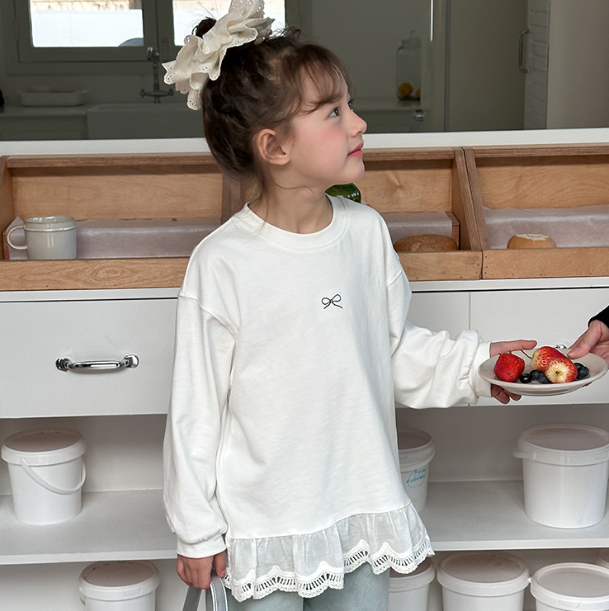 2025秋服新作韓国子供服　レース　リボン柄ｔシャツ