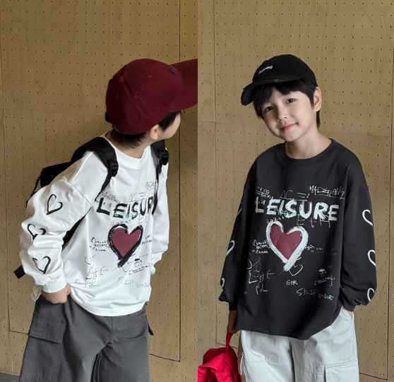 2025秋服新作韓国子供服　かっこいい　トップス