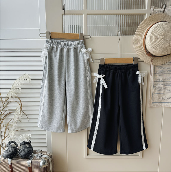 2025秋服新作韓国子供服　リボン付きパンツ
