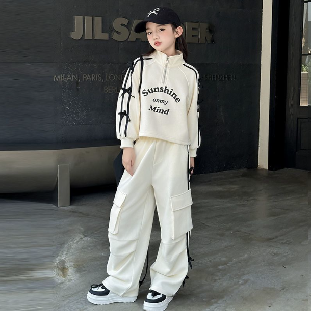 2025秋服新作韓国子供服　リボン付き　上下セット