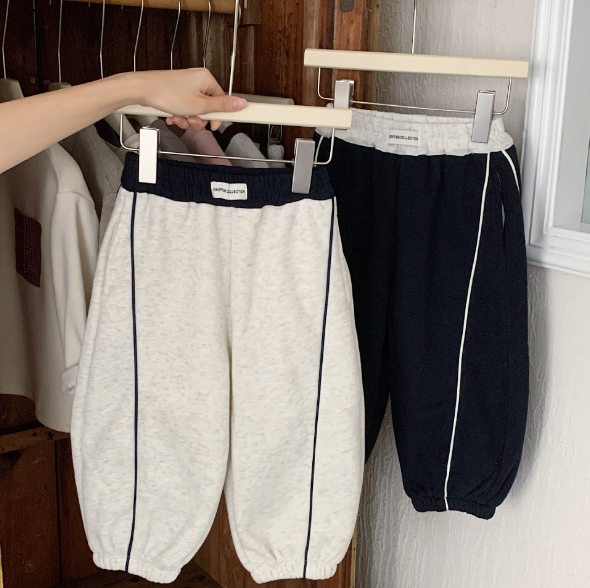 2025冬服新作韓国子供服　男の子　スポーツパンツ