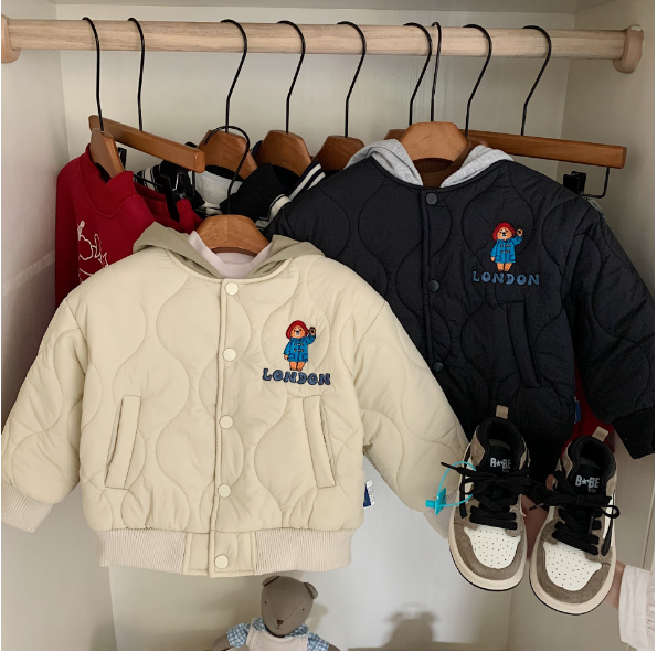 2025冬服新作韓国子供服　くまちゃん柄　アウター