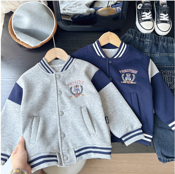 2025冬服新作韓国子供服　くまちゃん柄　カーディガン